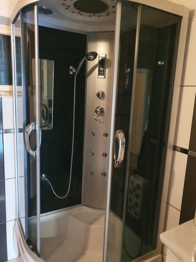 Apartman Luka Apartment Sinj Exterior photo